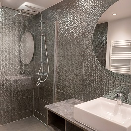 image salle de bain carrelage mural